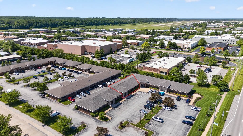 117 Chesterfield Business Pky, Chesterfield, MO for Rent