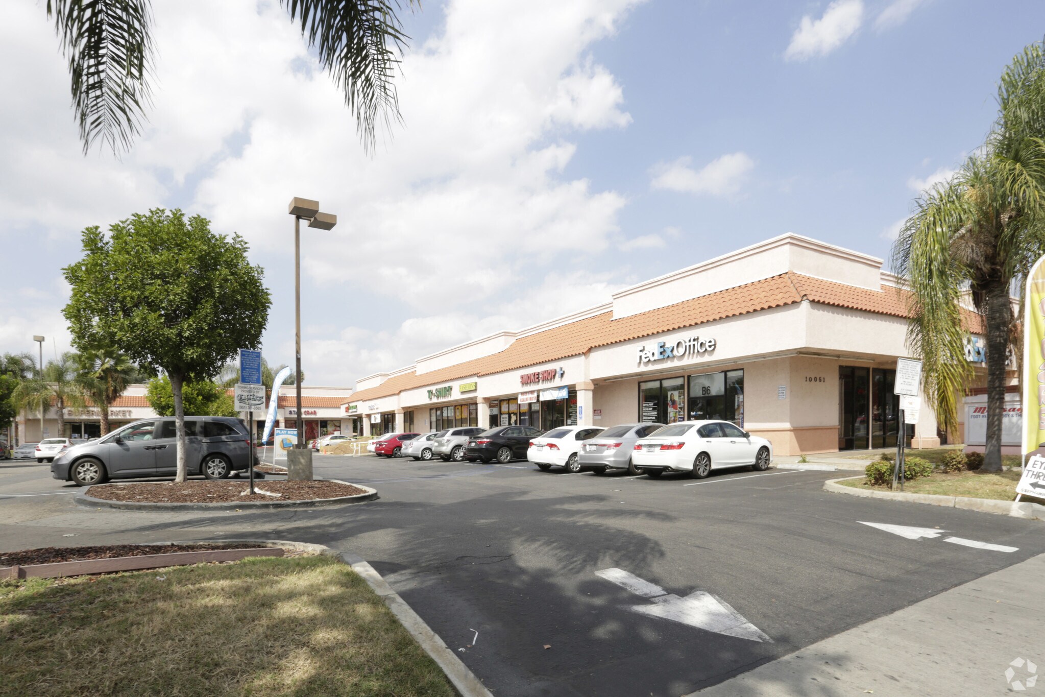 10051 Magnolia Ave, Riverside, CA for Rent