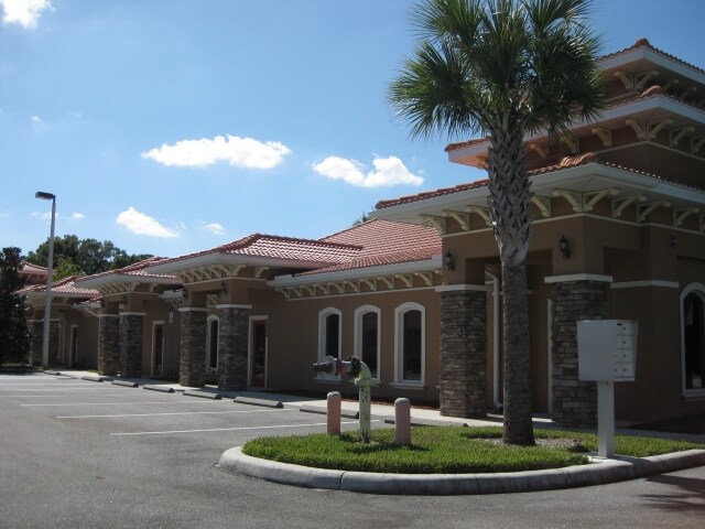 2856-2868 University Pky, Sarasota, FL for Rent
