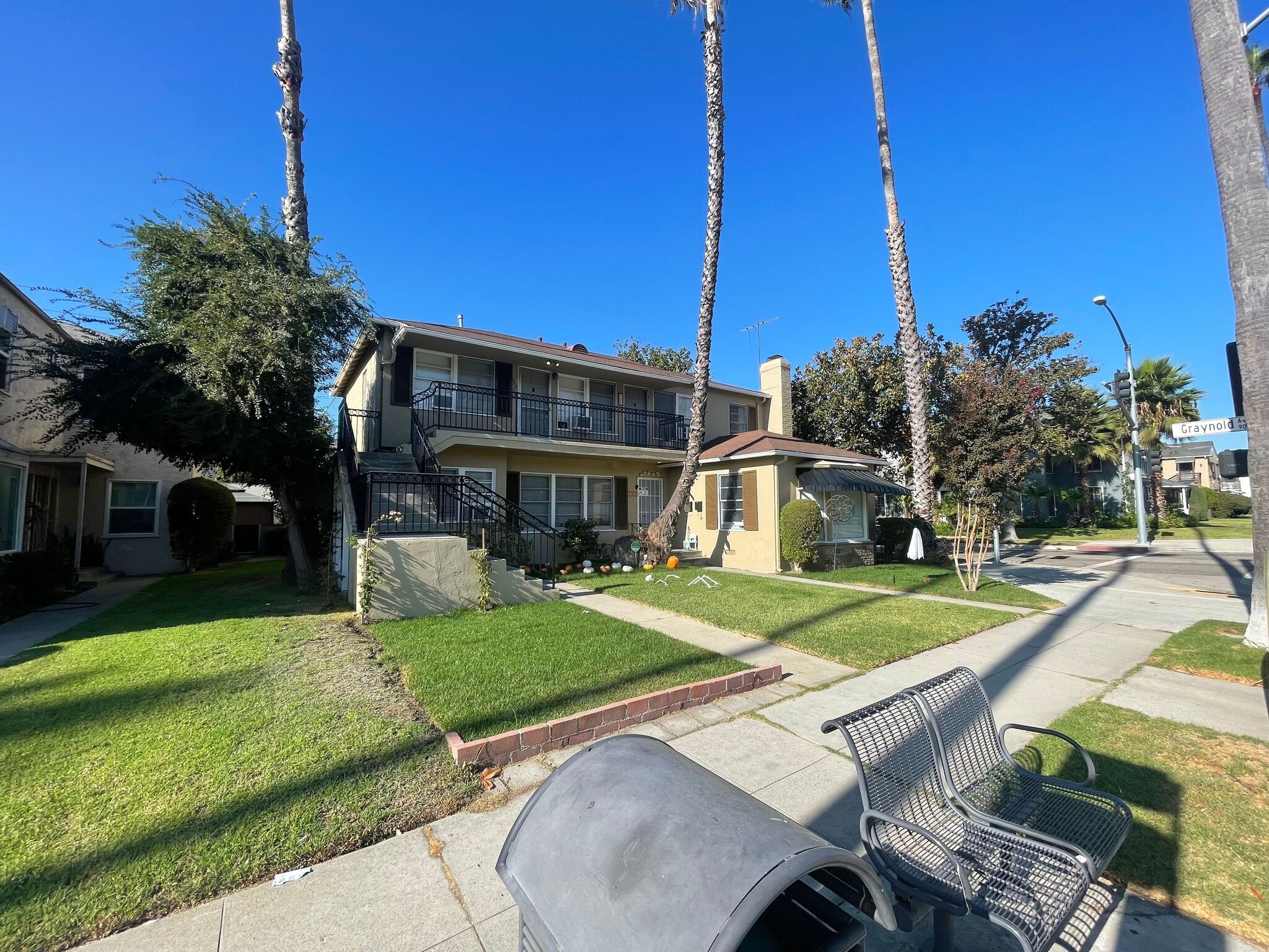 988 W Glenoaks Blvd, Glendale, CA for Sale