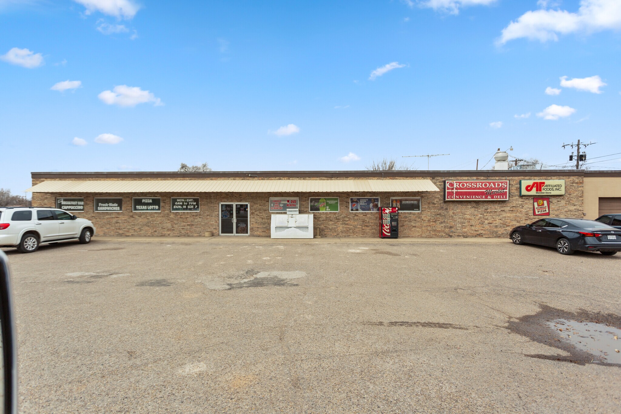 101 E Commercial St, Miami, TX for Sale
