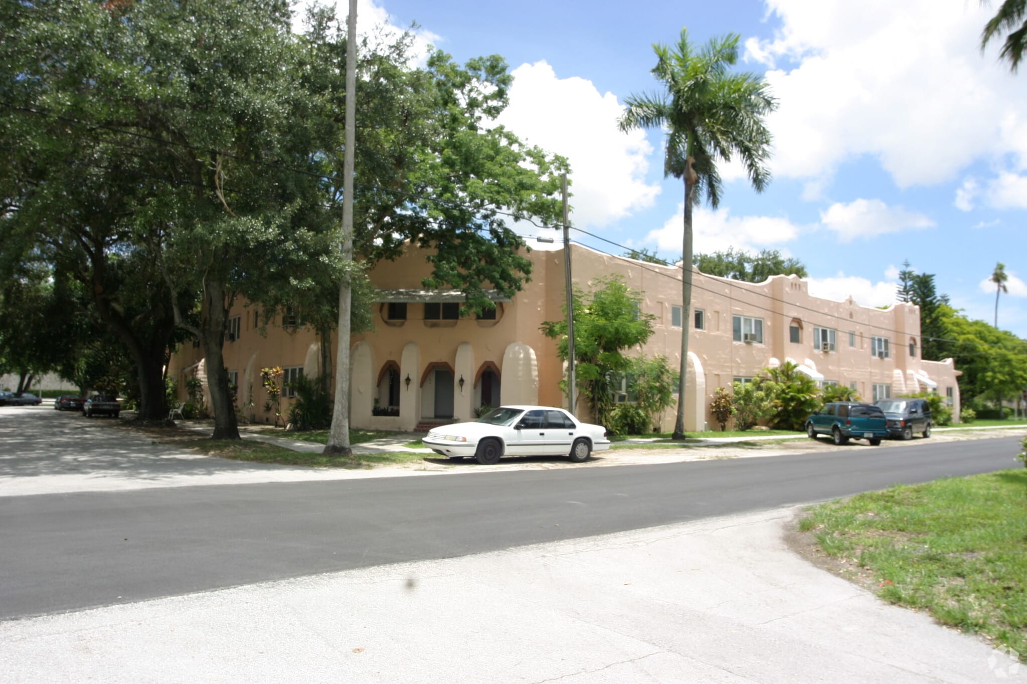 200 Azure Way, Miami Springs, FL for Sale