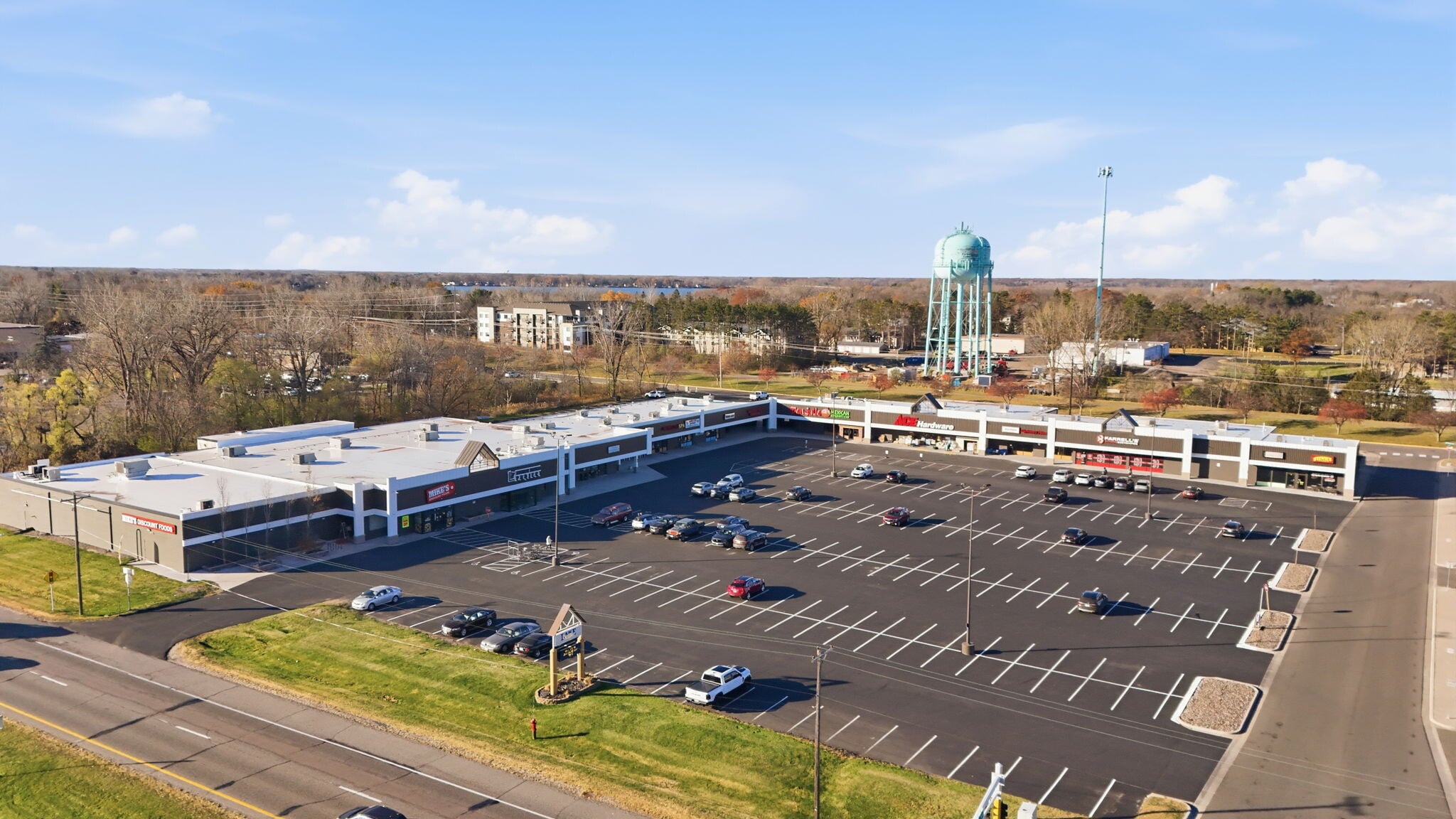 804-840 S Lake St, Forest Lake, MN for Rent