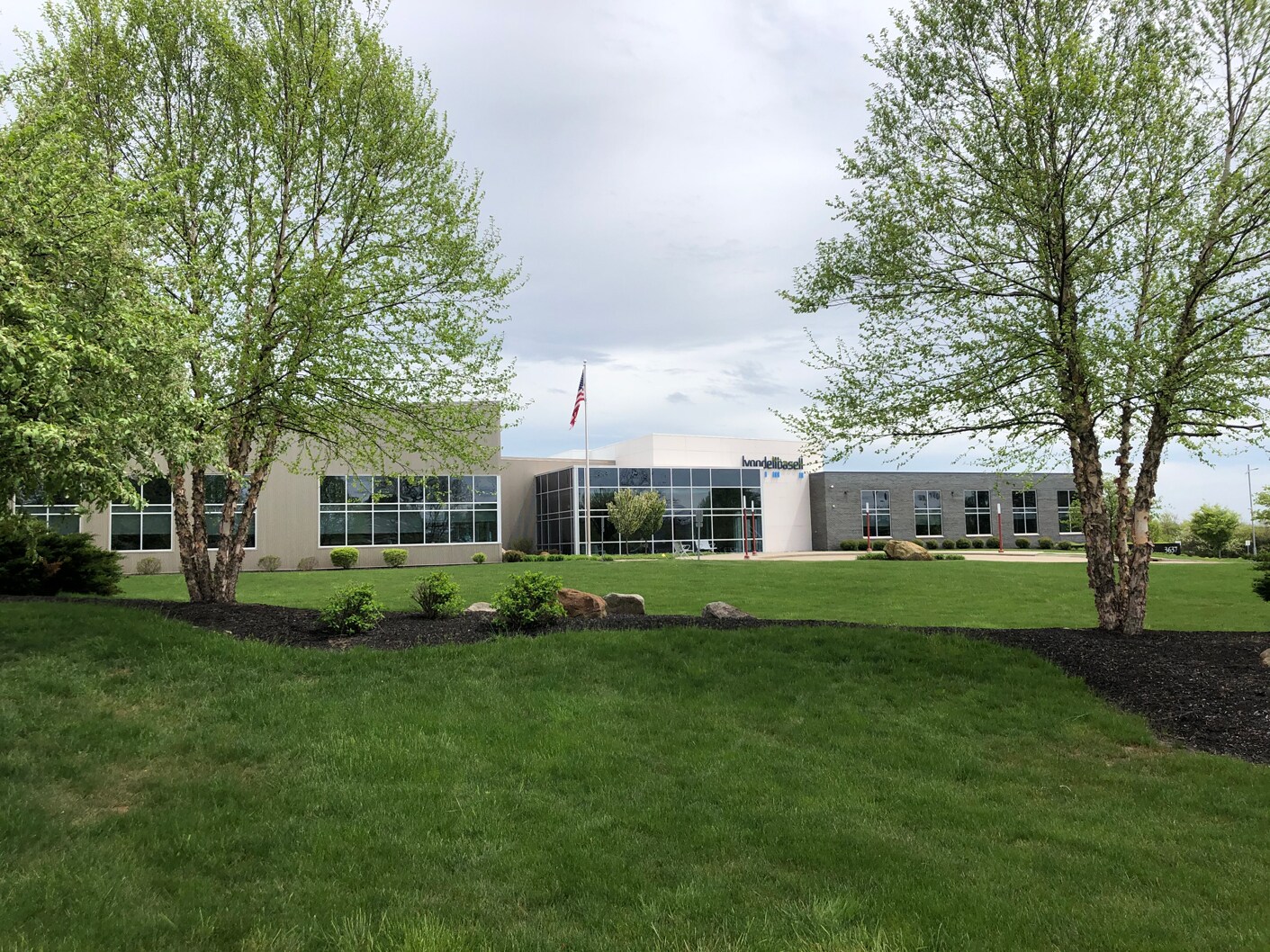 3637 Ridgewood Rd, Fairlawn, OH for Rent