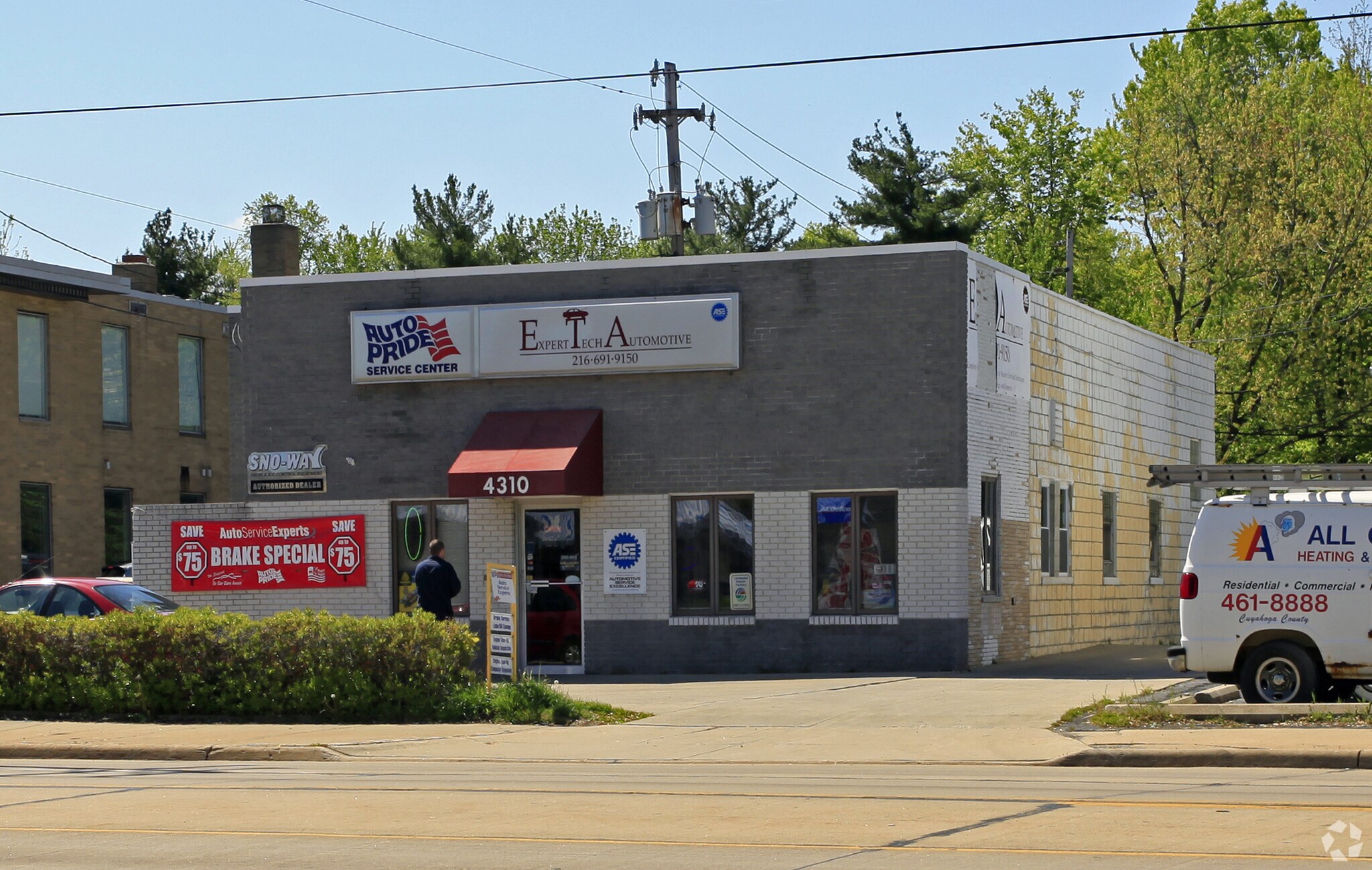 4310 Mayfield Rd, Cleveland, OH for Sale