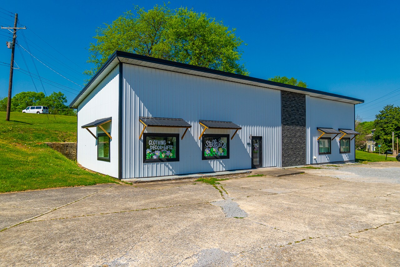 806 Washington St W, Fayetteville, TN for Sale