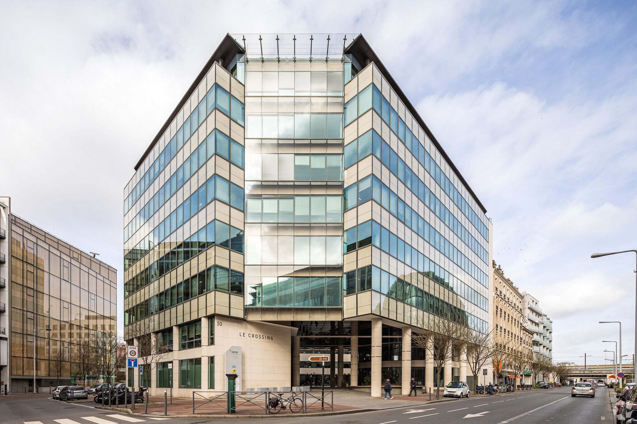 24 Boulevard Gallieni, Issy-les-Moulineaux, HDS for Rent