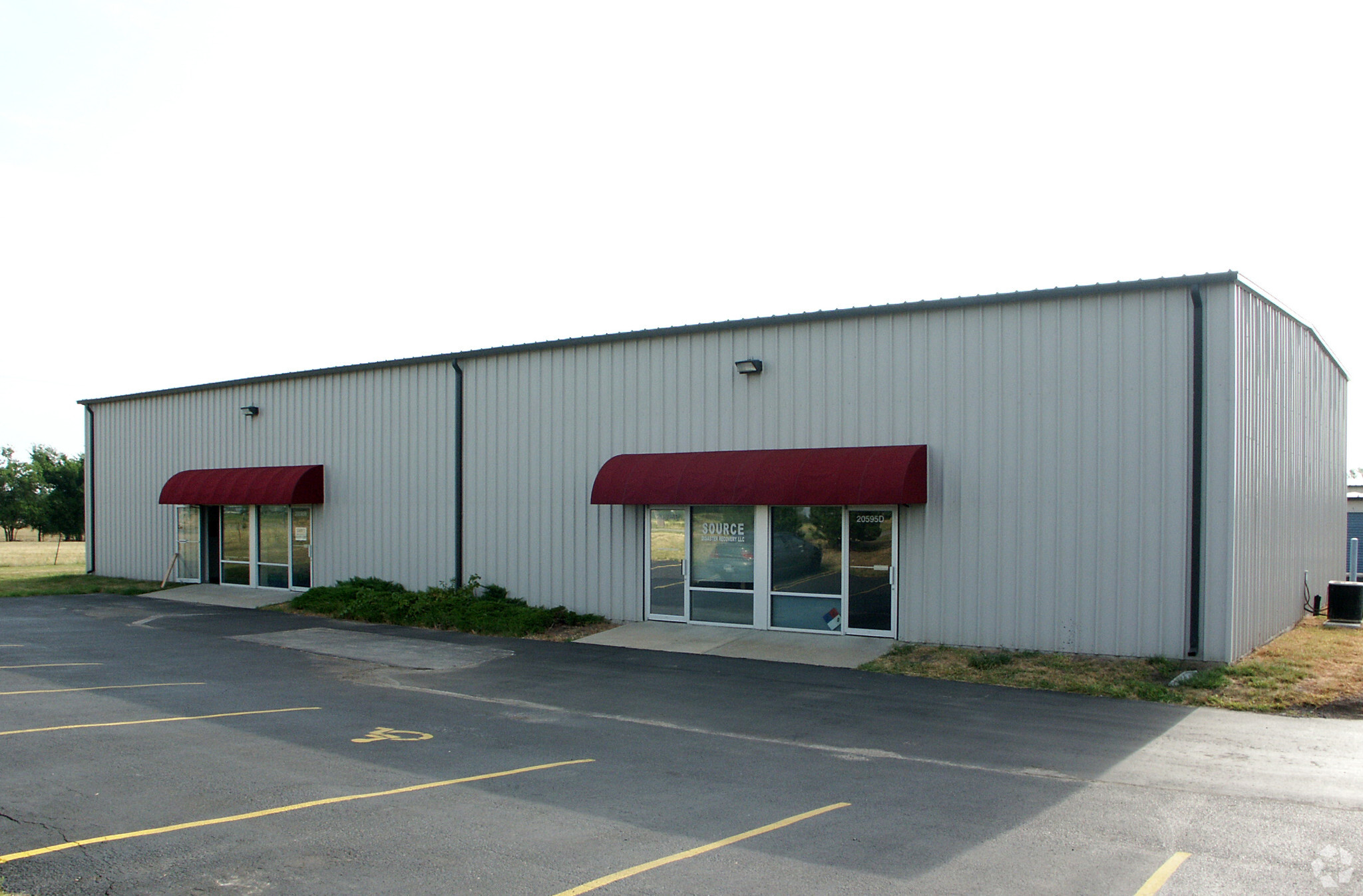 20595 Metcalf Ave, Stilwell, KS for Rent