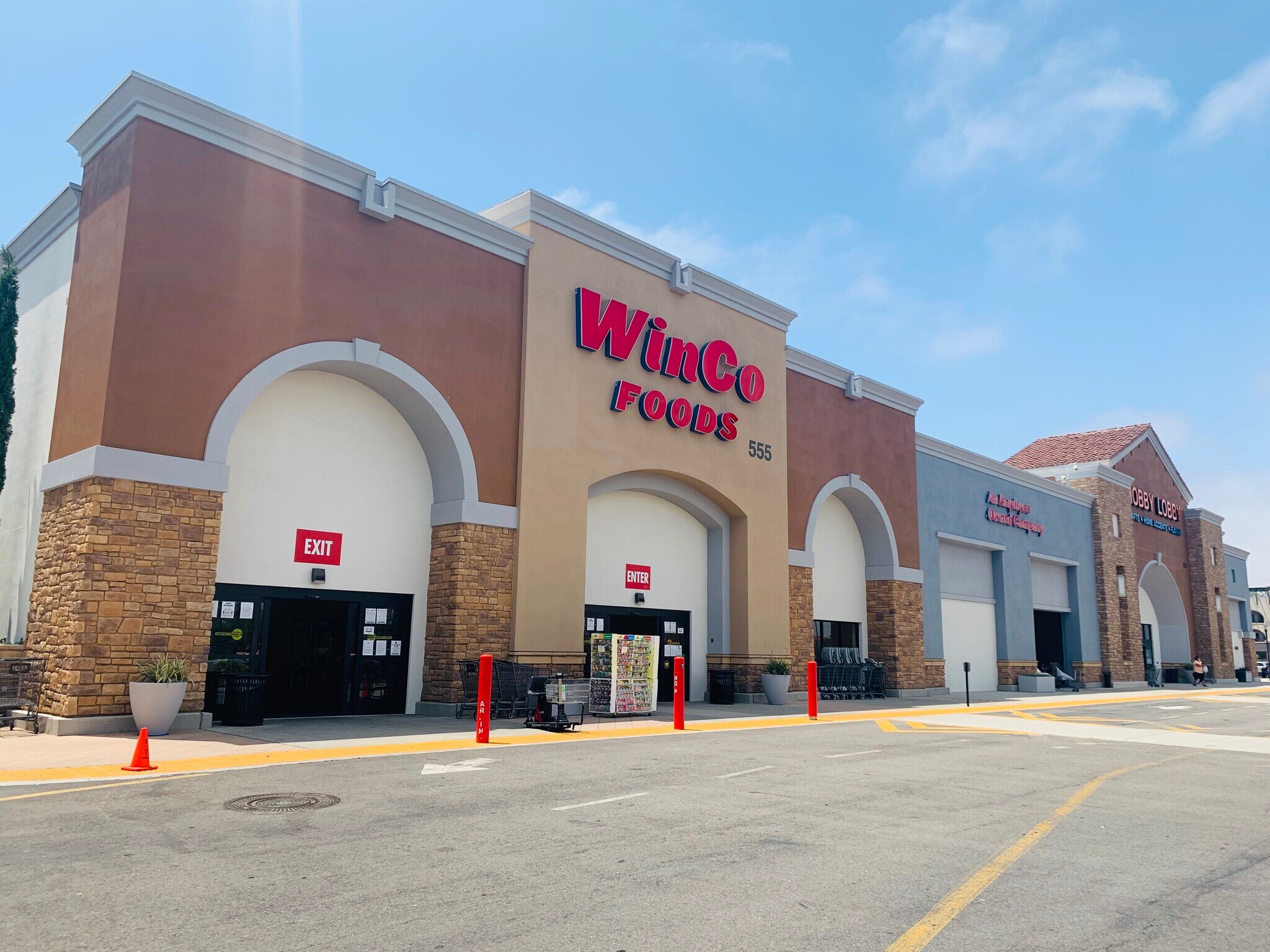 555-595 Grand Ave, San Marcos, CA for Rent