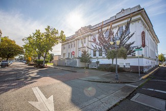 Coos Bay, OR Storefront Retail/Office - 375 Central Ave