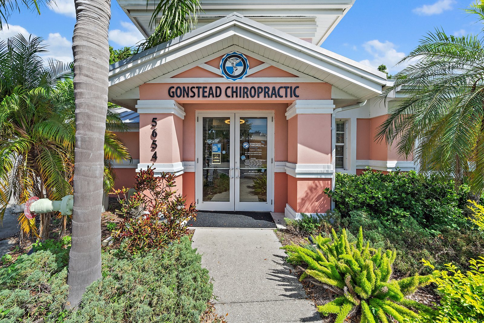 5652-5654 Marquesas Cir, Sarasota, FL for Rent