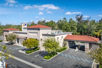 Vista, CA Storefront - 640 Hacienda Dr