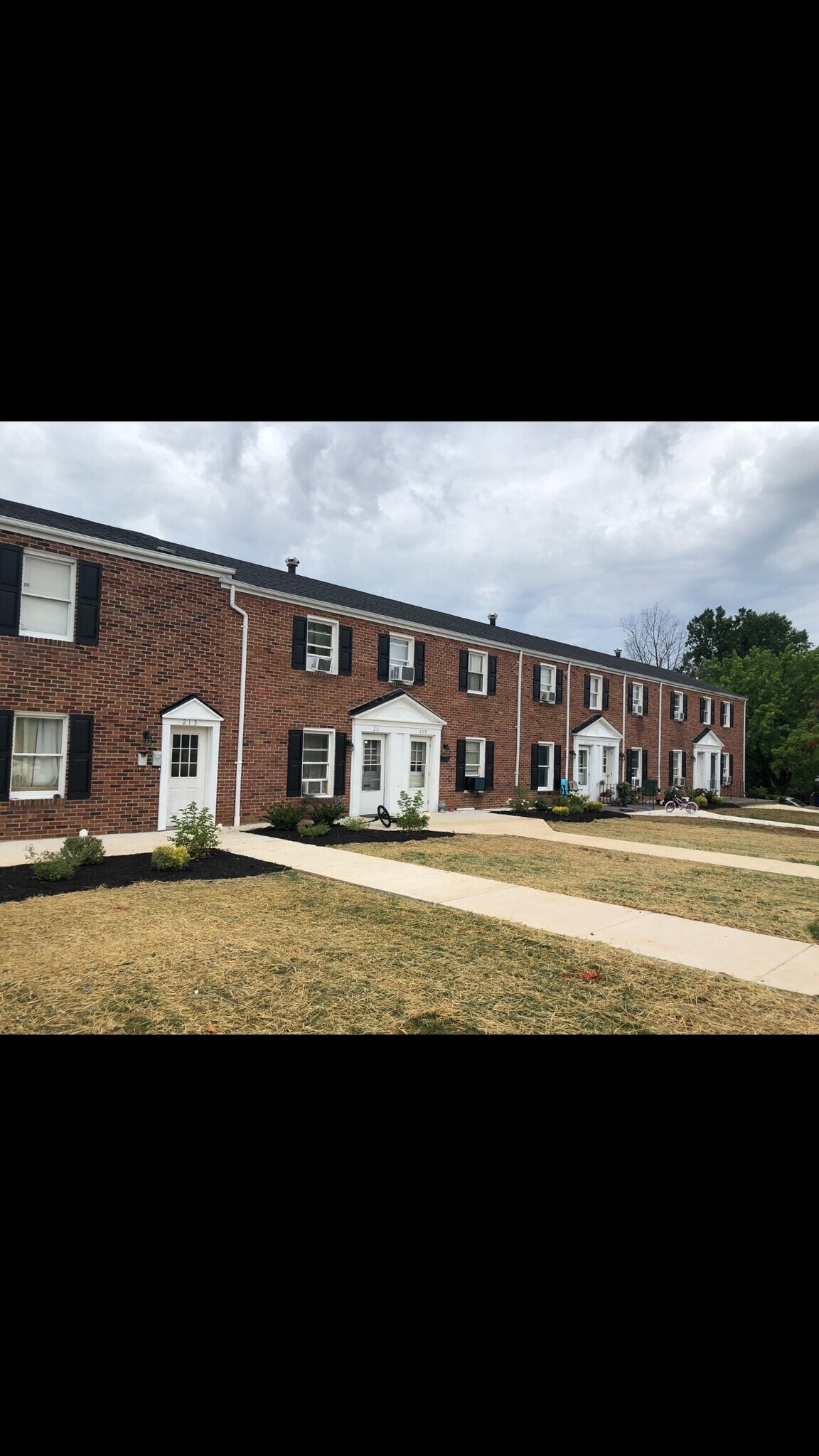 201 E Whitlock Ave Winchester, VA 22601 MultiFamily Property for