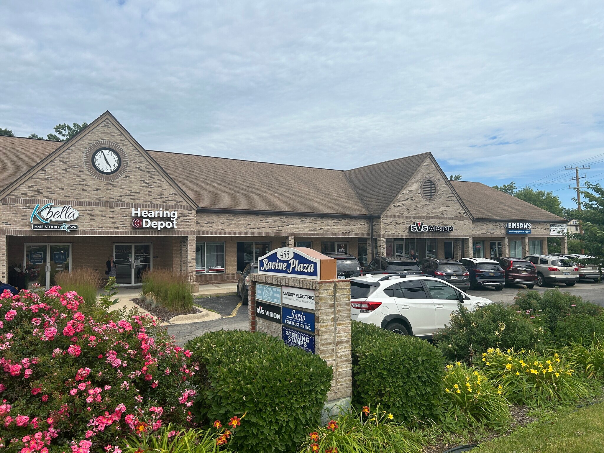 455 E Grand River Ave, Brighton, MI for Rent