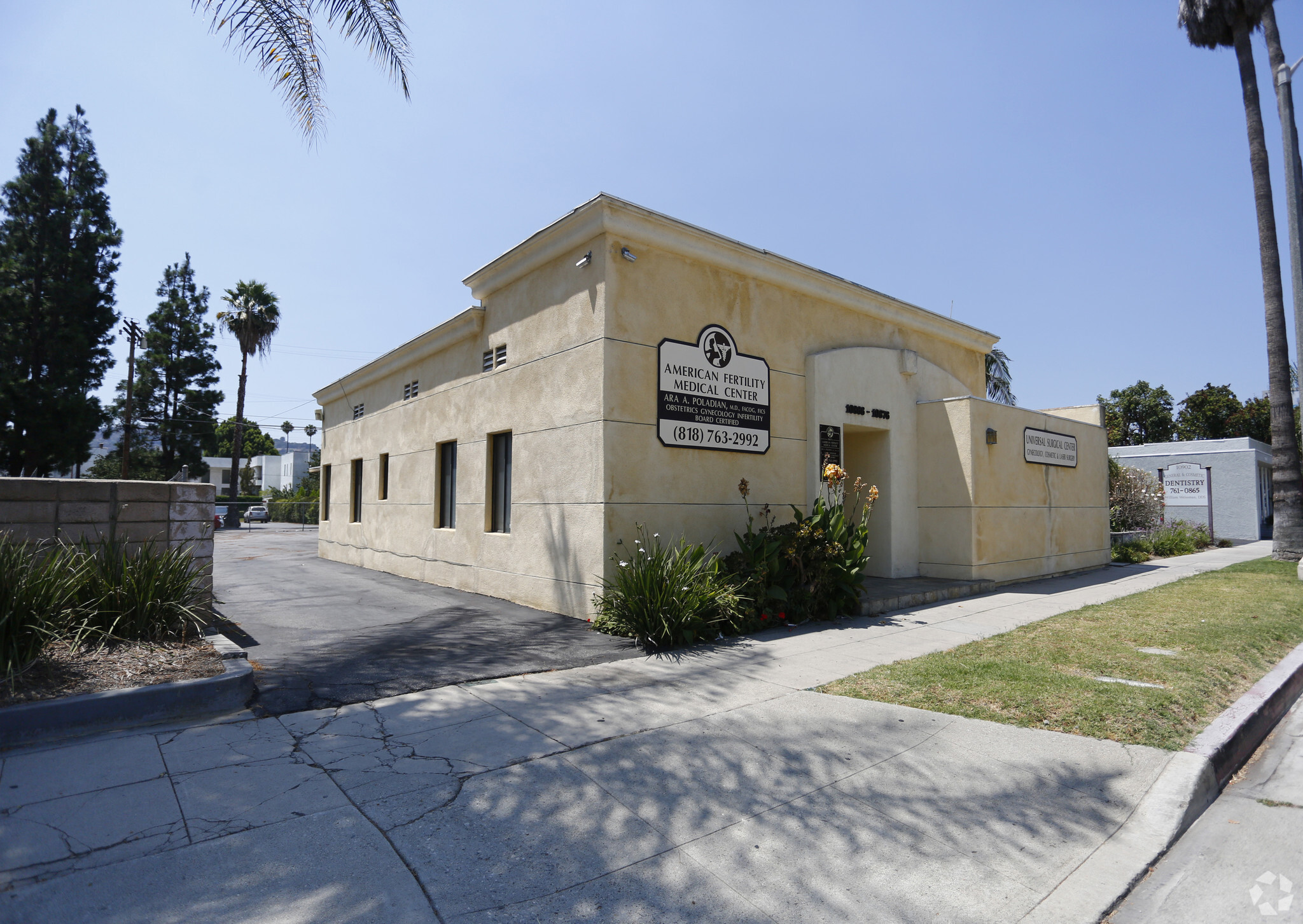 10866 Riverside Dr, North Hollywood, CA for Rent