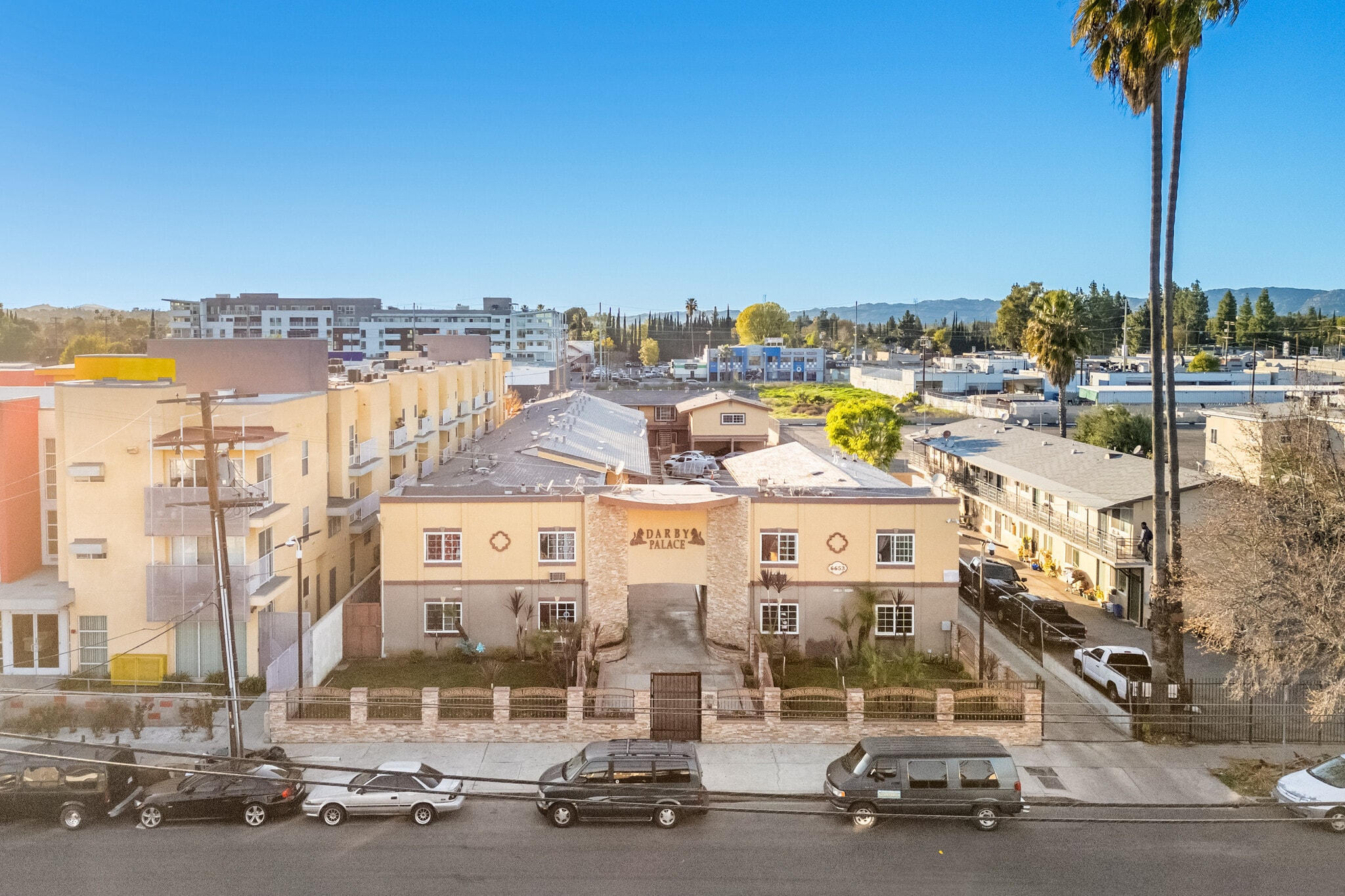 6653 Darby Ave, Reseda, CA for Sale