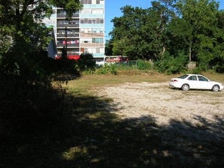 Toronto, ON Commercial - 2A Fern Ave