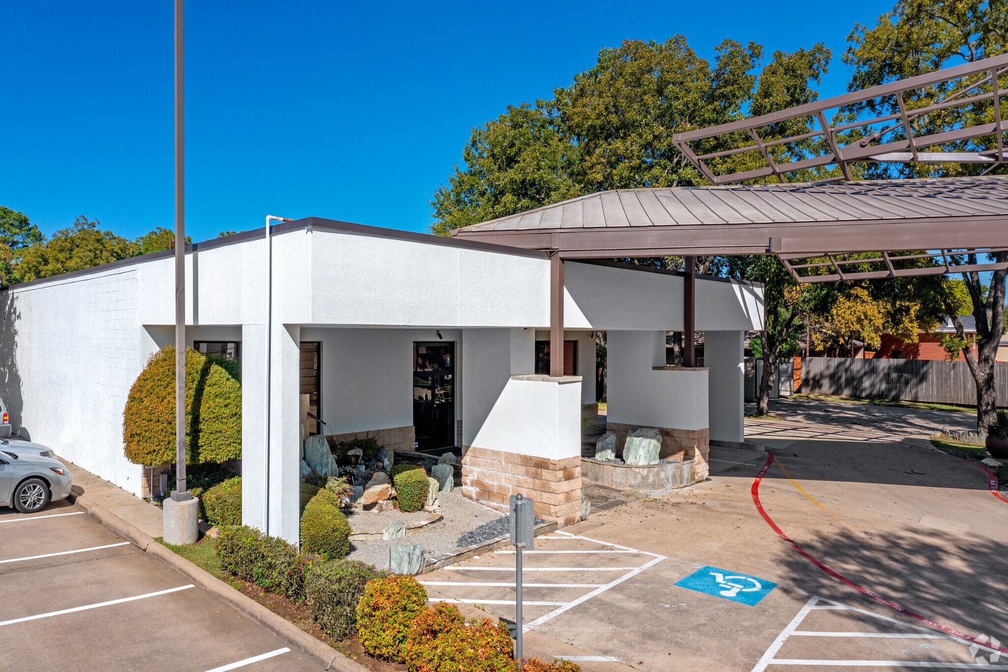 3030 S Cooper St, Arlington, TX for Sale