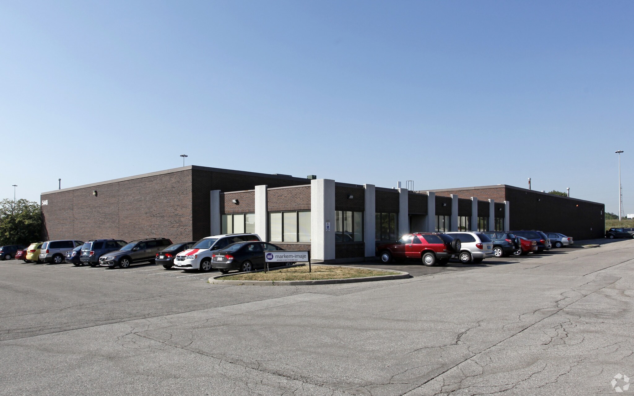 5448 Timberlea Blvd, Mississauga, ON for Rent