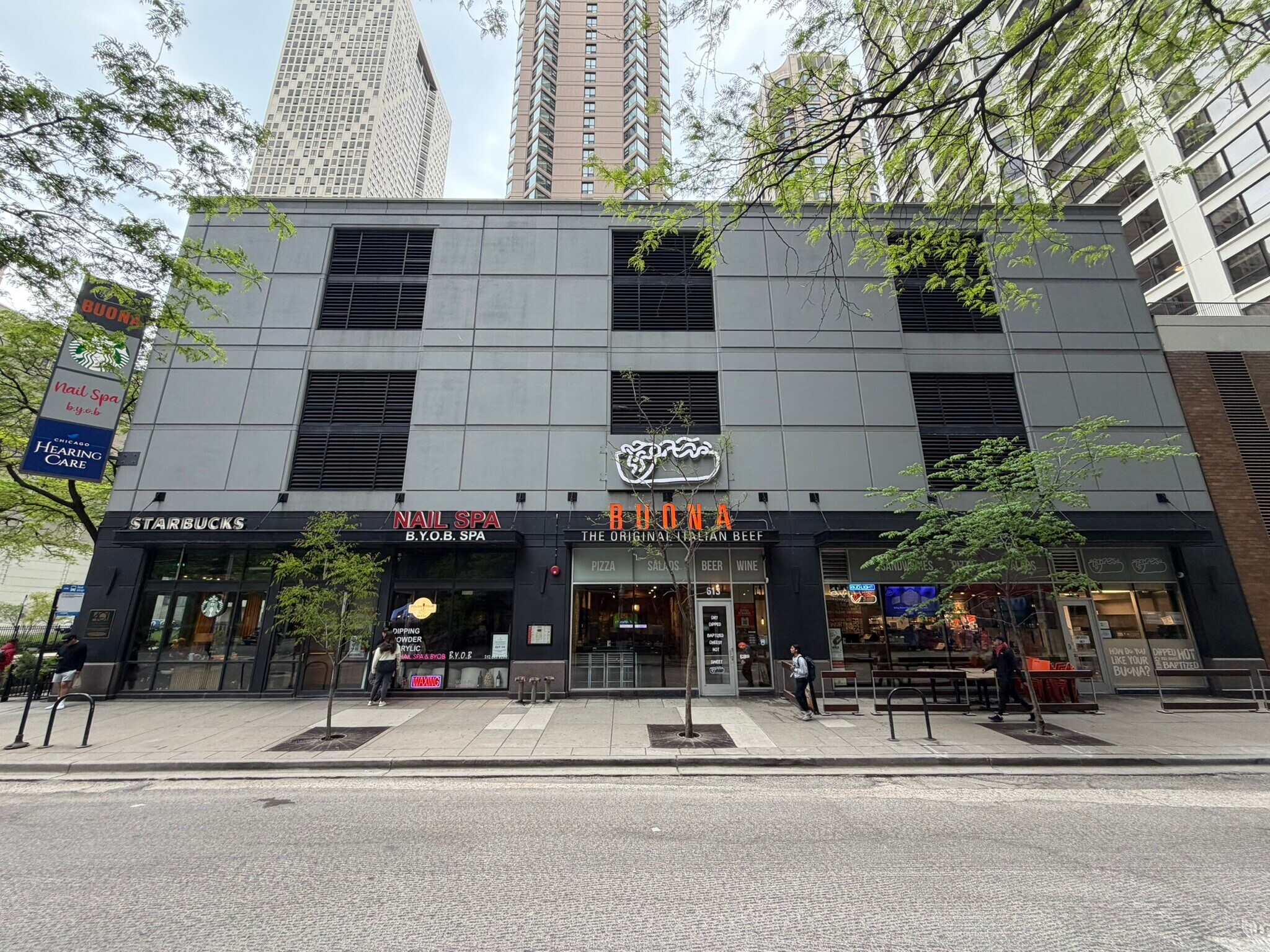 401 E Ontario St, Chicago, IL for Rent
