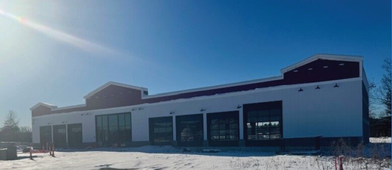 925 Turnpike St, Canton, MA for Rent