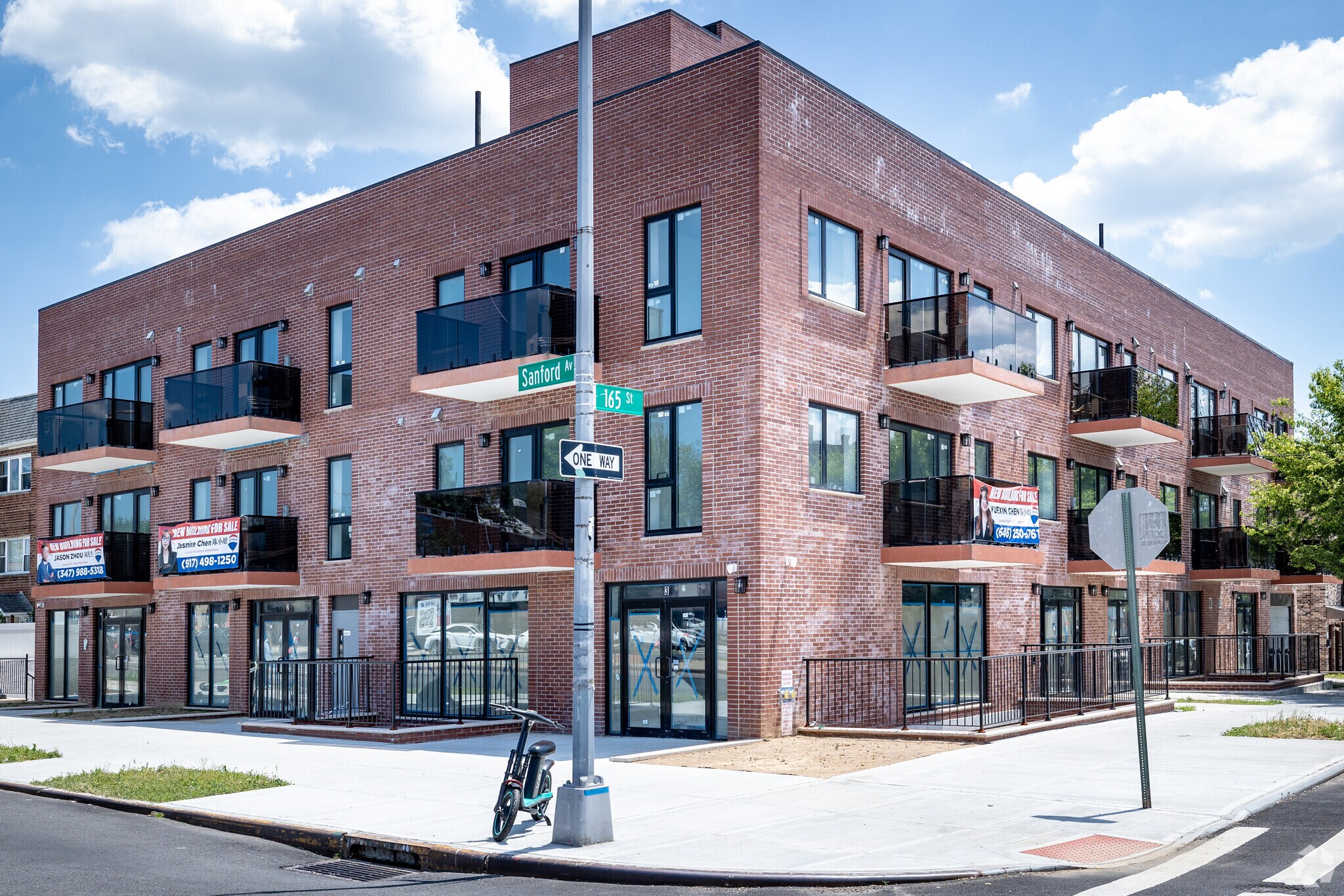 16502 Sanford Ave, Flushing, NY for Sale