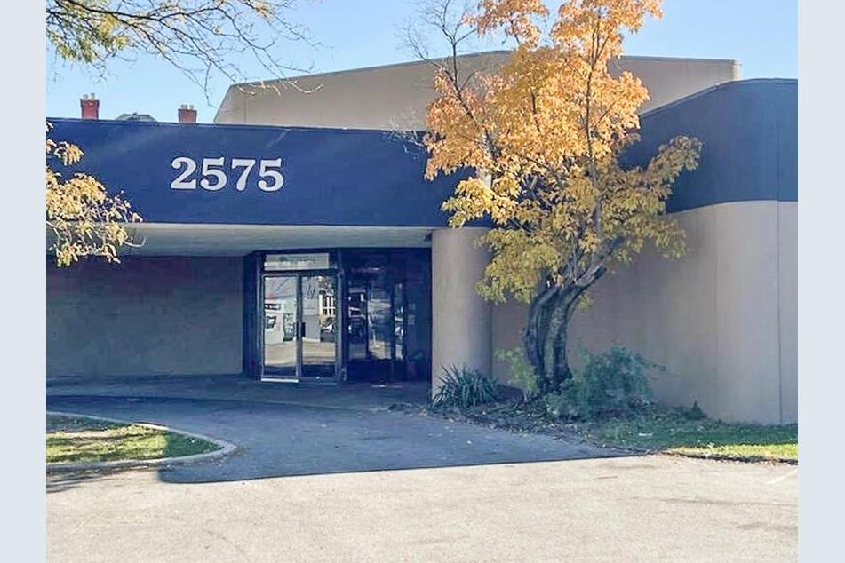 2575 W Broad St, Columbus, OH for Rent