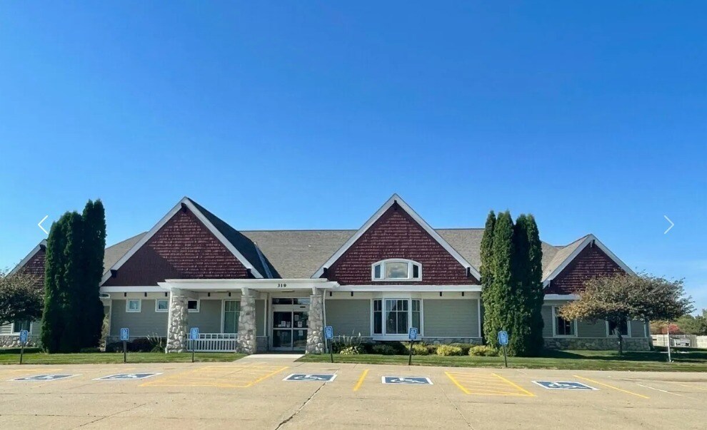 319 Sgt Sq Dr Sergeant Bluff, IA 51054 Office Property for Sale on