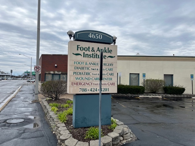 4650 Southwest Hwy, Oak Lawn, IL for Sale
