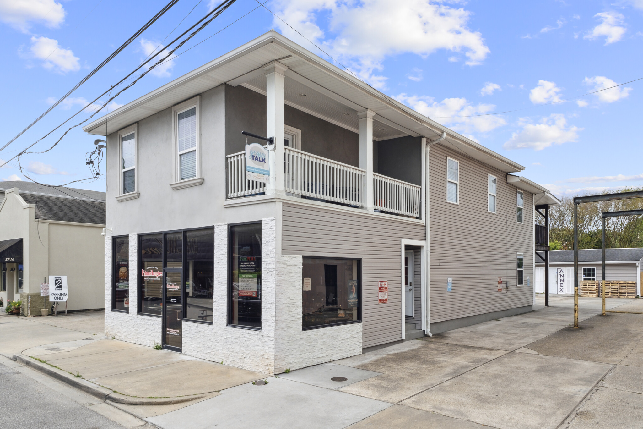 8228 Oak St, New Orleans, LA for Sale