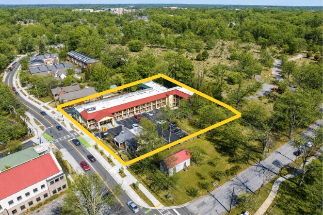 917 Church St, Decatur, GA for Sale