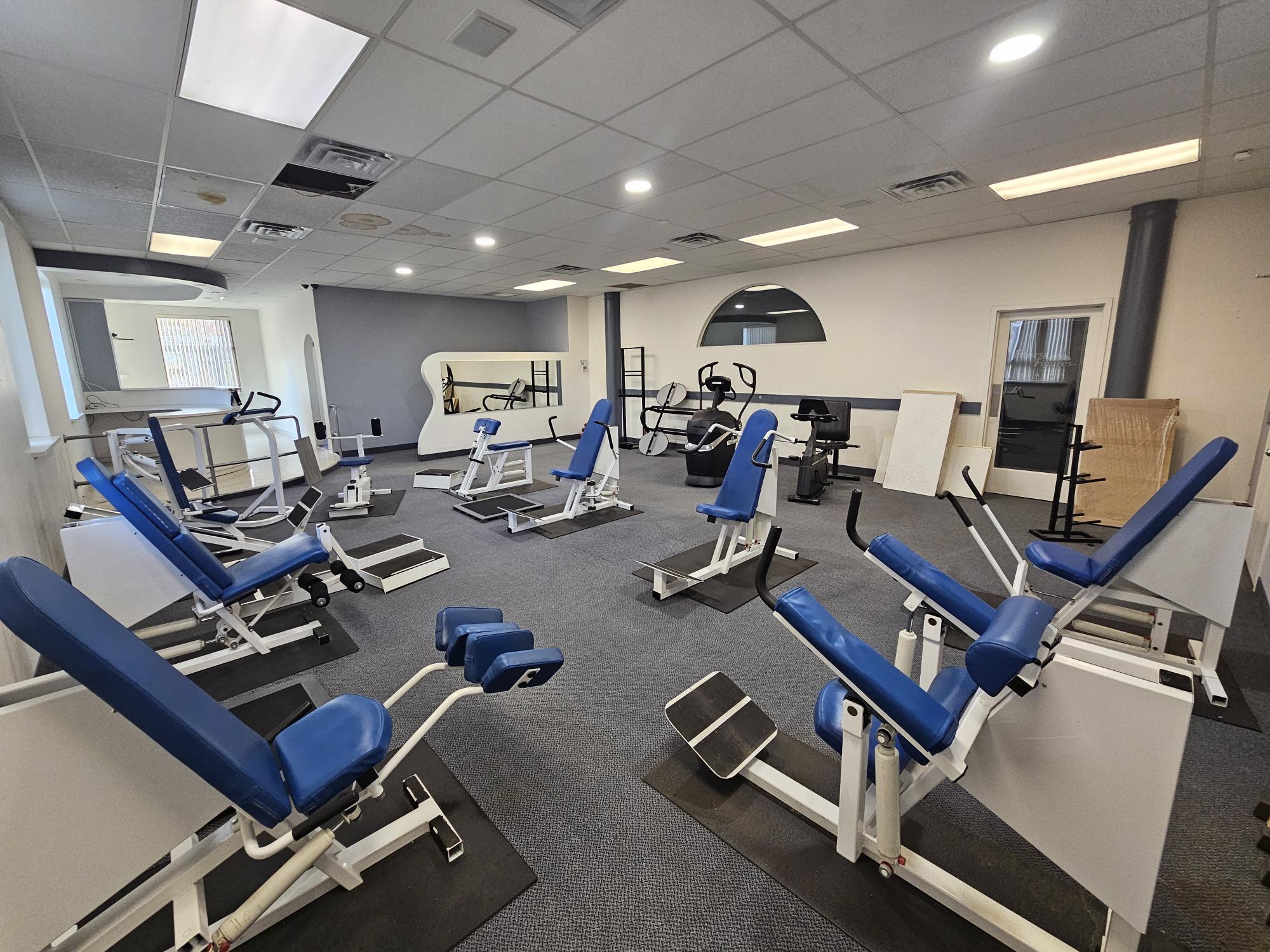 166 E Jericho Tpke, Mineola, NY for Rent