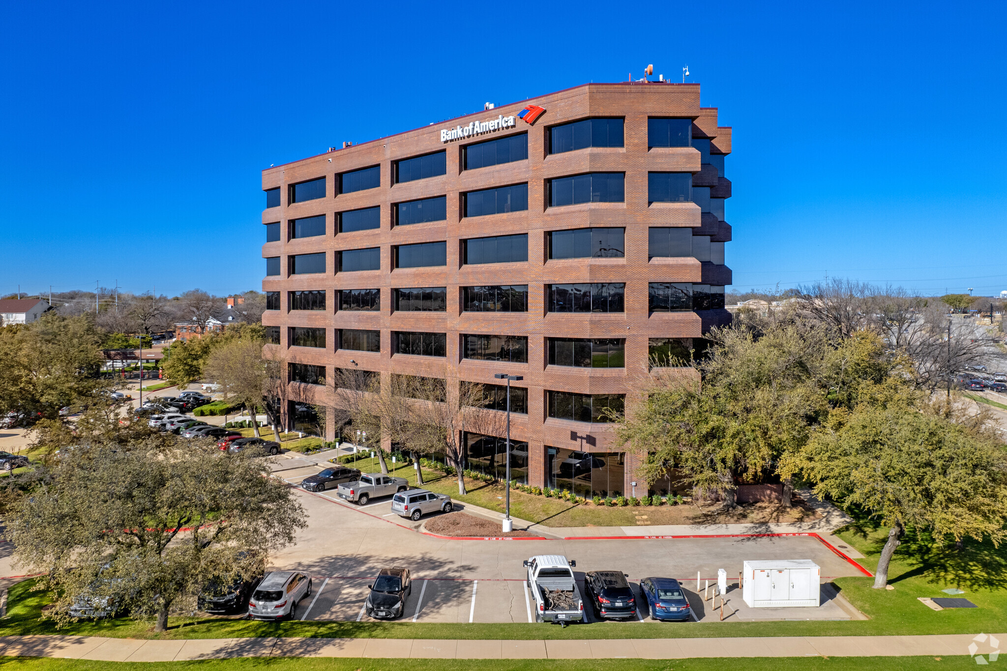 2000 E Lamar Blvd, Arlington, TX for Rent