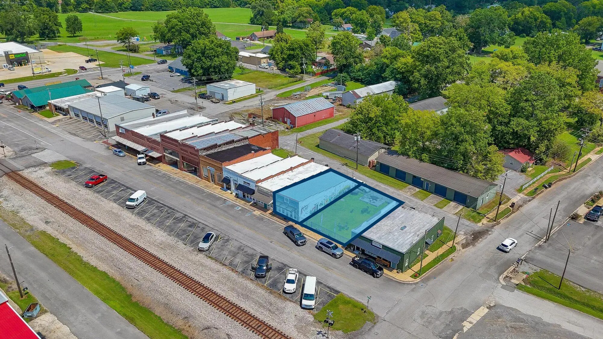 46 Railroad Ave, Falkville, AL for Sale