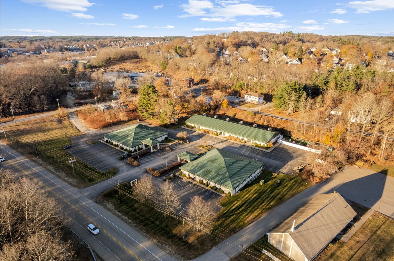35-39 Kennedy Dr, Putnam, CT for Rent