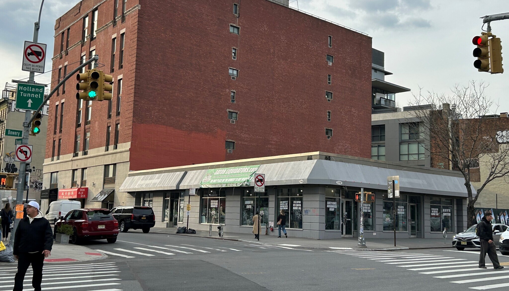 150-154 Bowery, New York, NY for Rent