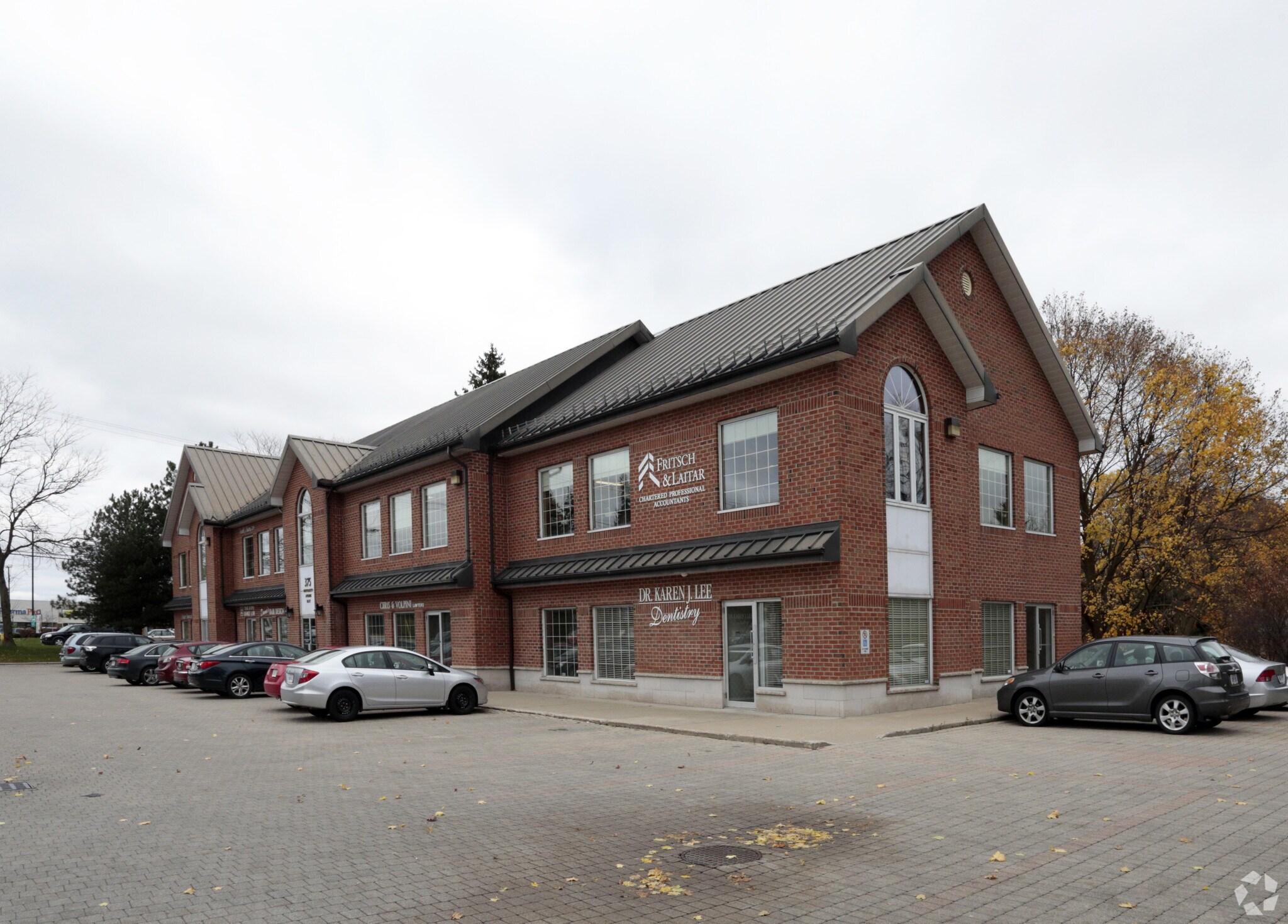 375 University Ave E, Waterloo, ON for Rent