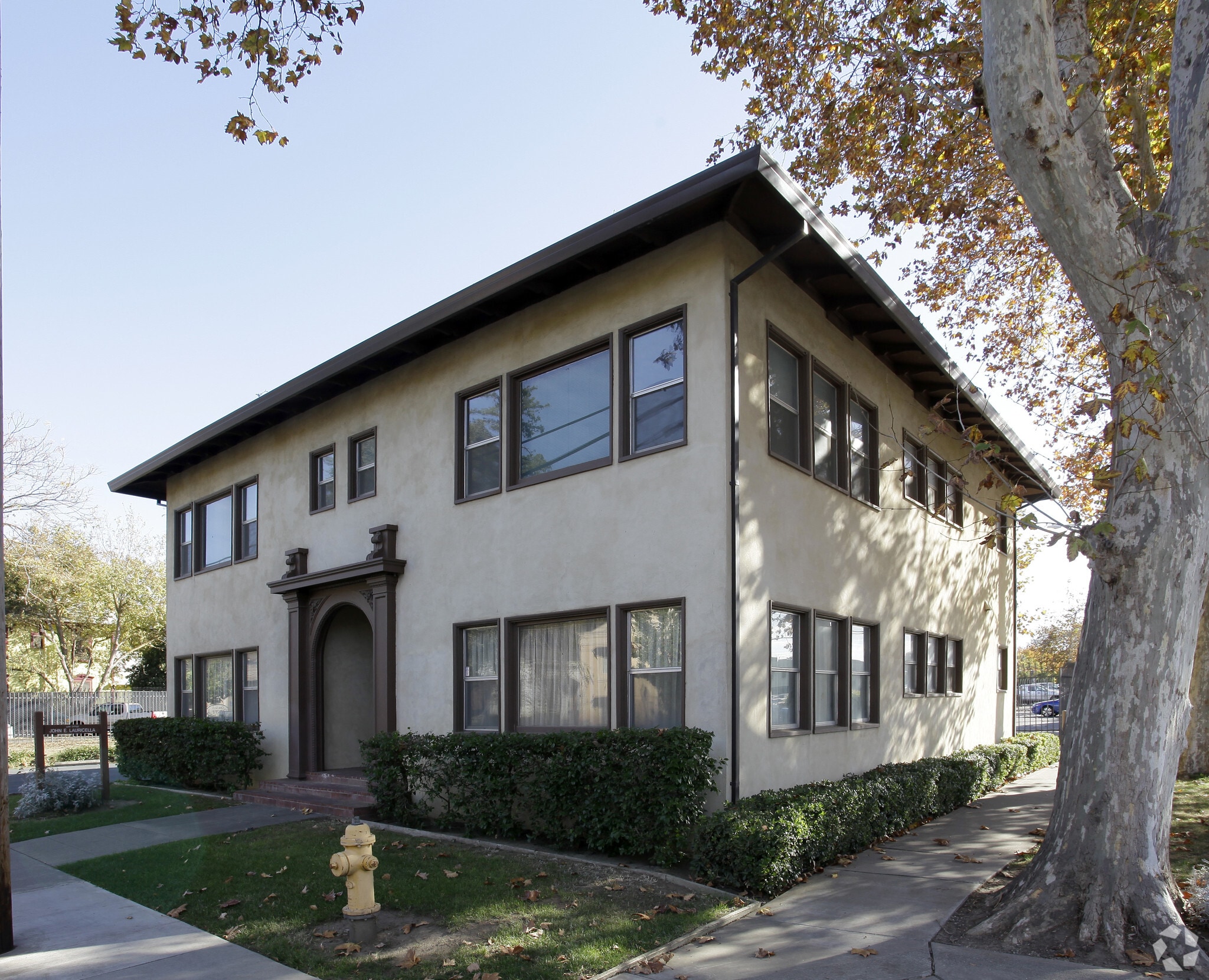 902 Court St, Woodland, CA for Sale