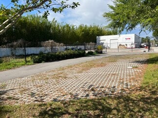 Tampa, FL Commercial Land - 7650 Hillsborough ave