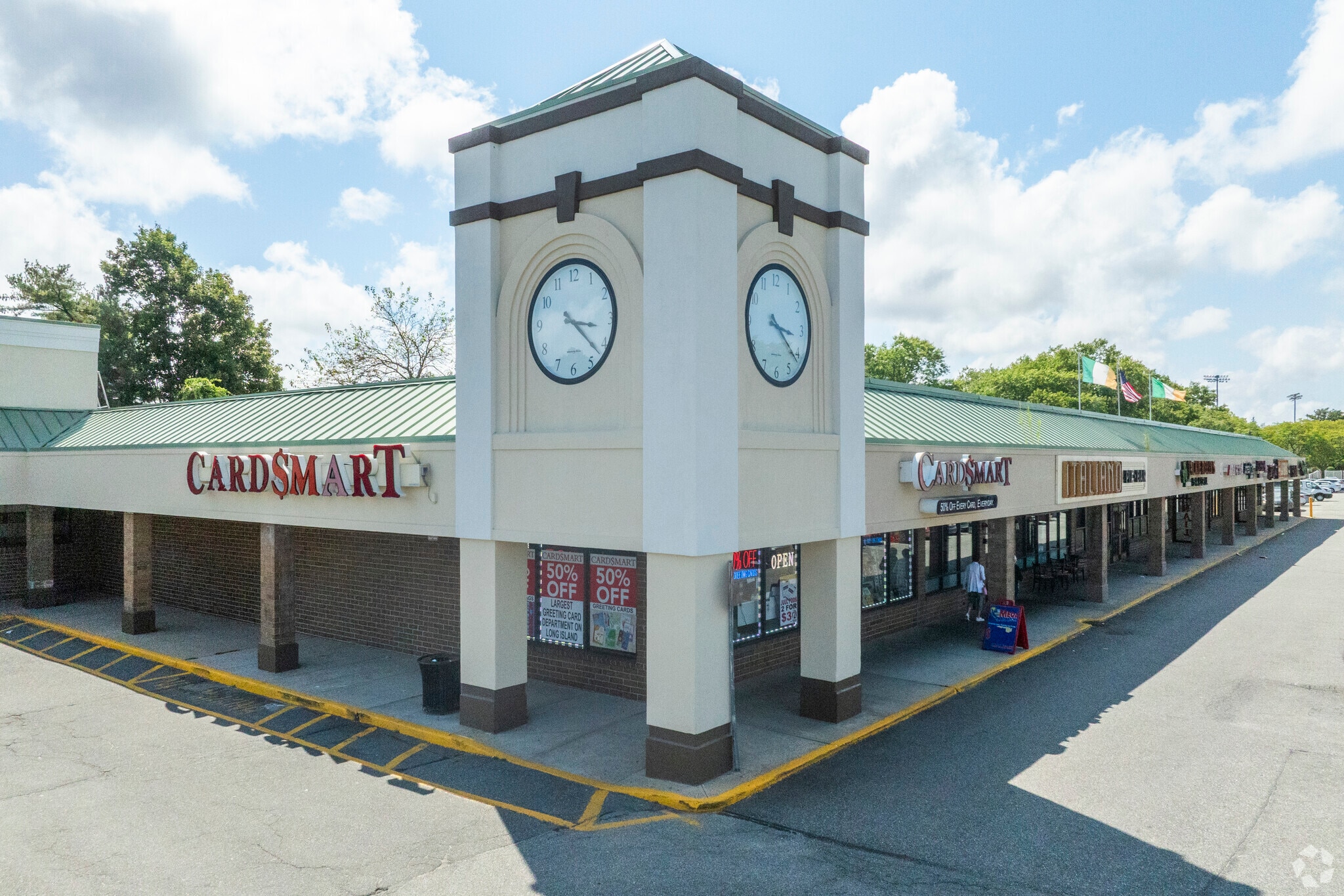 3950-3990 Hempstead Tpke, Levittown, NY for Rent