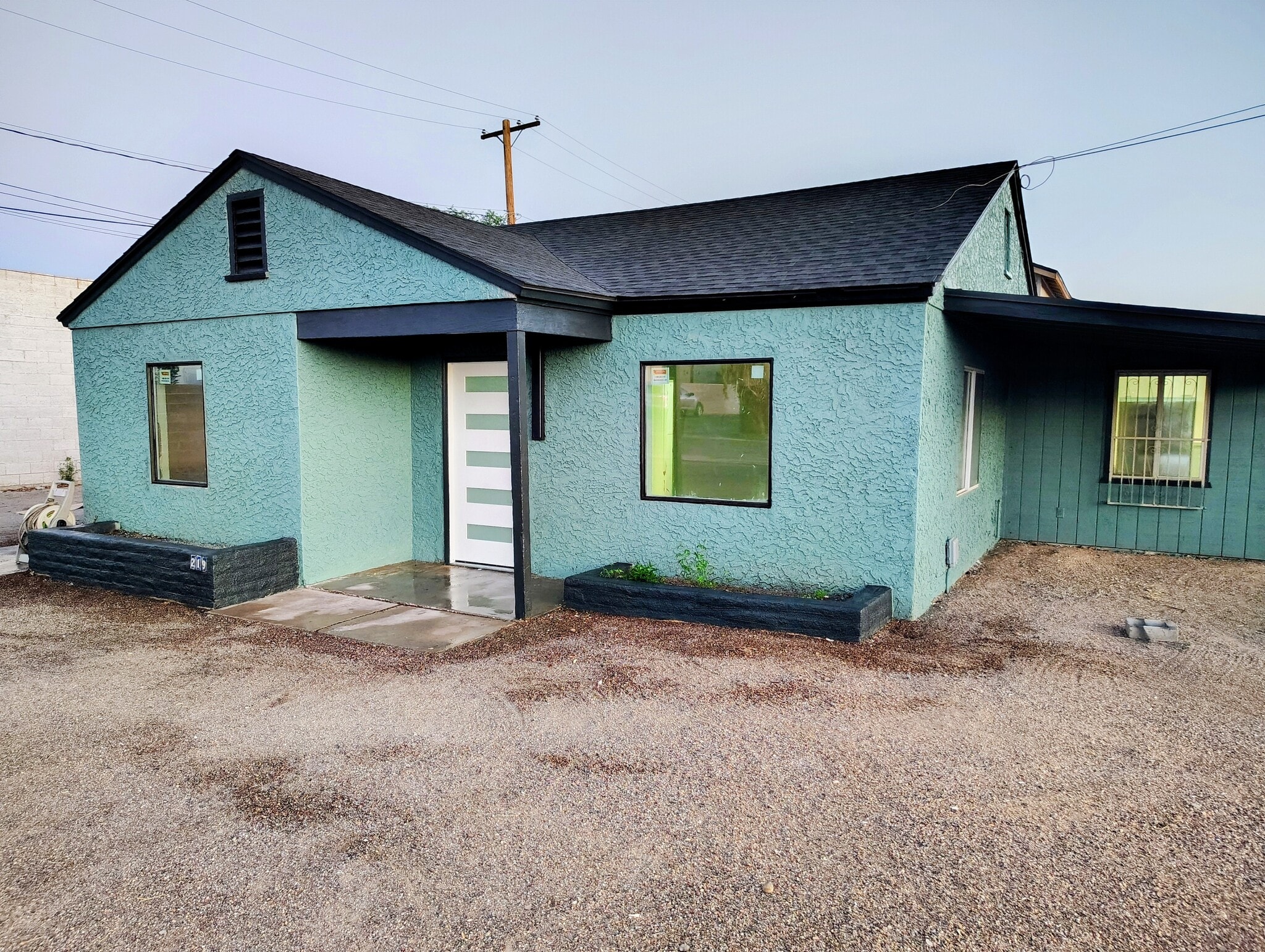 219 W Mahoney Ave, Mesa, AZ for Rent