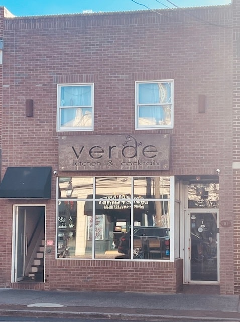 70 E Main St, Bay Shore, NY for Rent