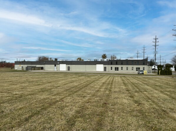 244 S Court St, Lapeer, MI for Sale