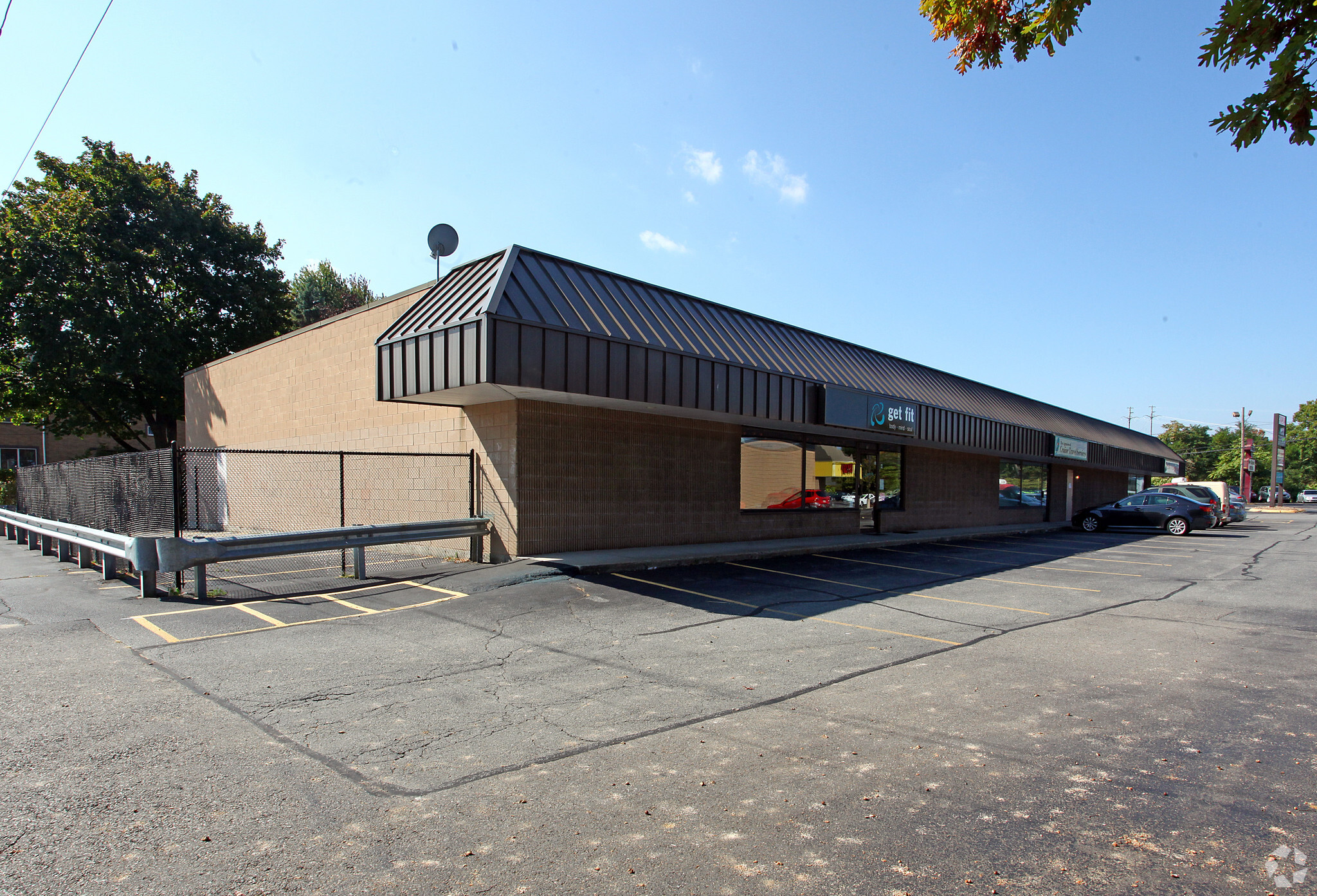 66-84 John Fitch Hwy, Fitchburg, MA for Rent