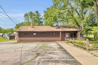 Salem, OH Veterinarian/Kennel - 777 N Ellsworth Ave