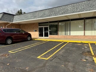 Charlotte, MI Office/Retail - 322 S Cochran Ave