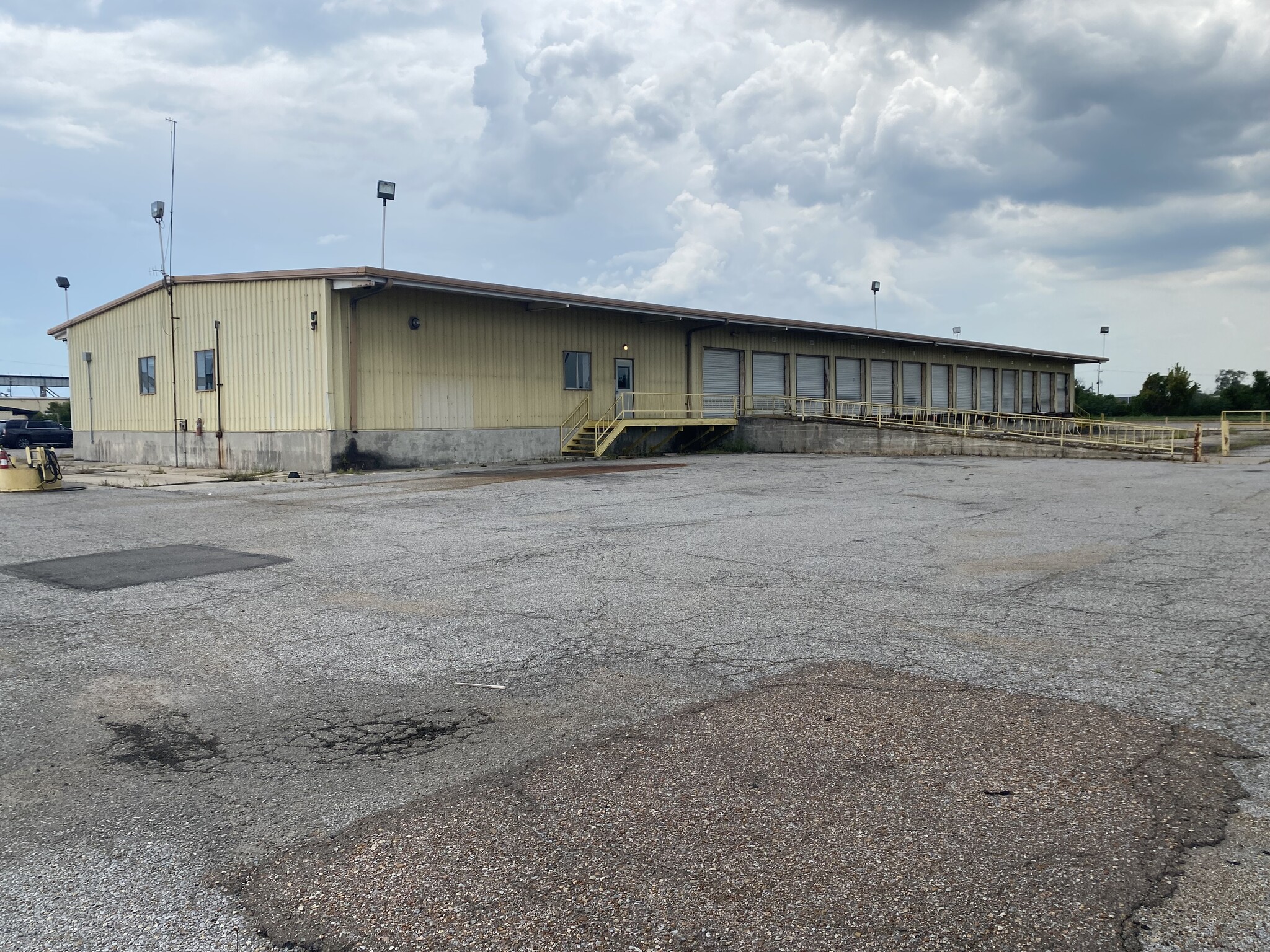 956 Hwy 190 W, Port Allen, LA for Sale