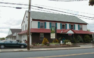 Red Hill, PA Retail - 313 Main St