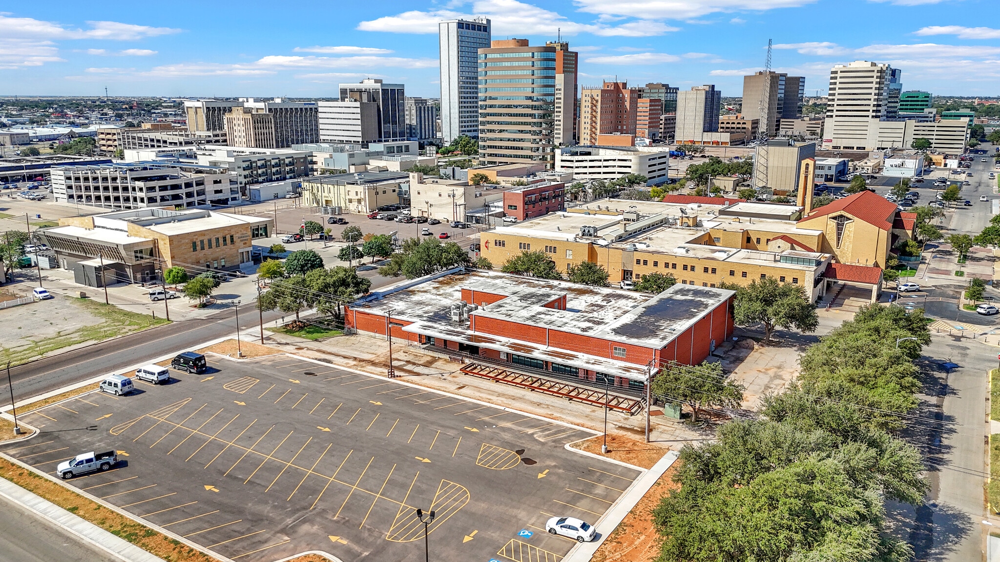 201 E Illinois Ave, Midland, TX for Sale