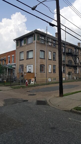 McKees Rocks, PA Apartments - 400 Russellwood Ave